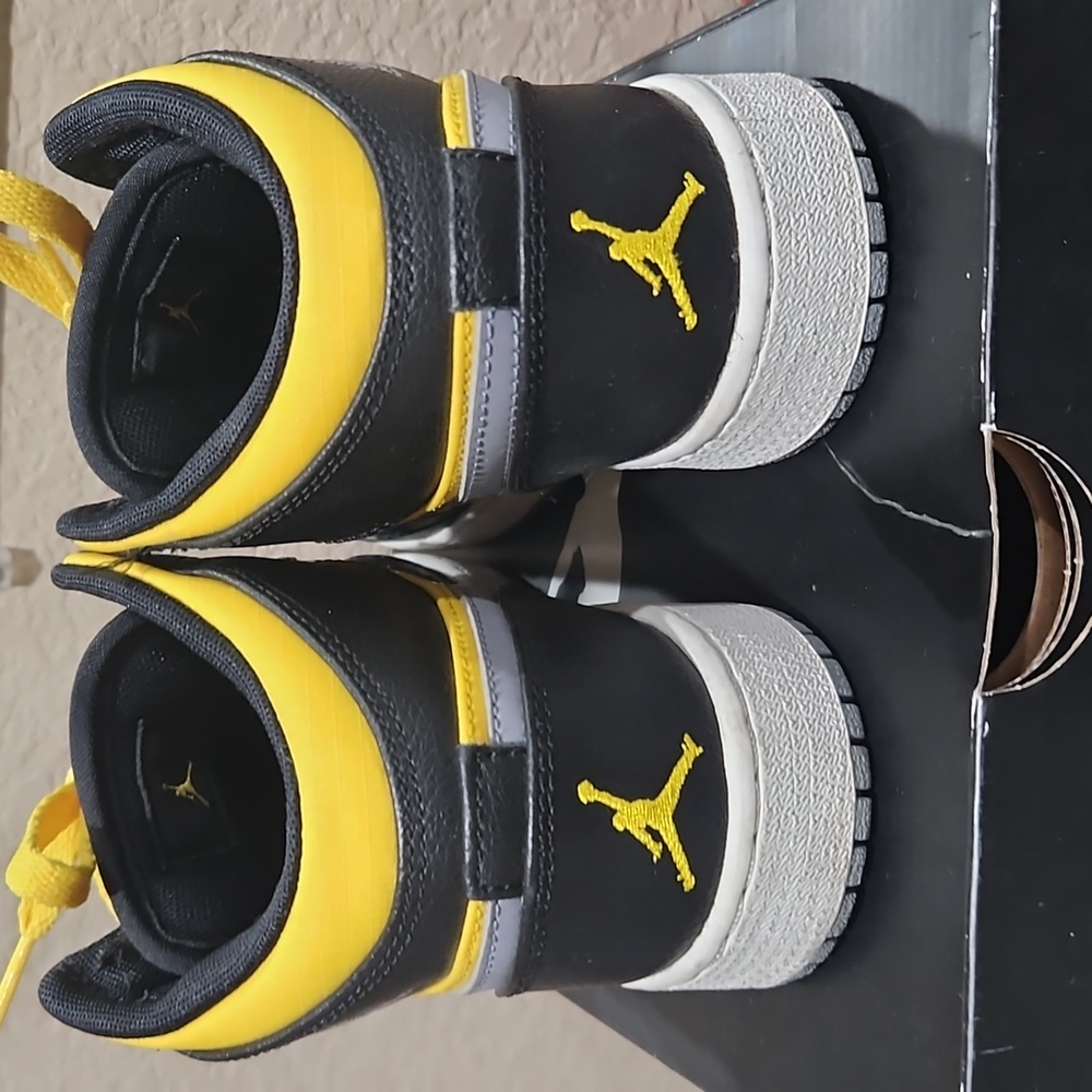 Air Jordan 1 Phat - Picture 5 of 7